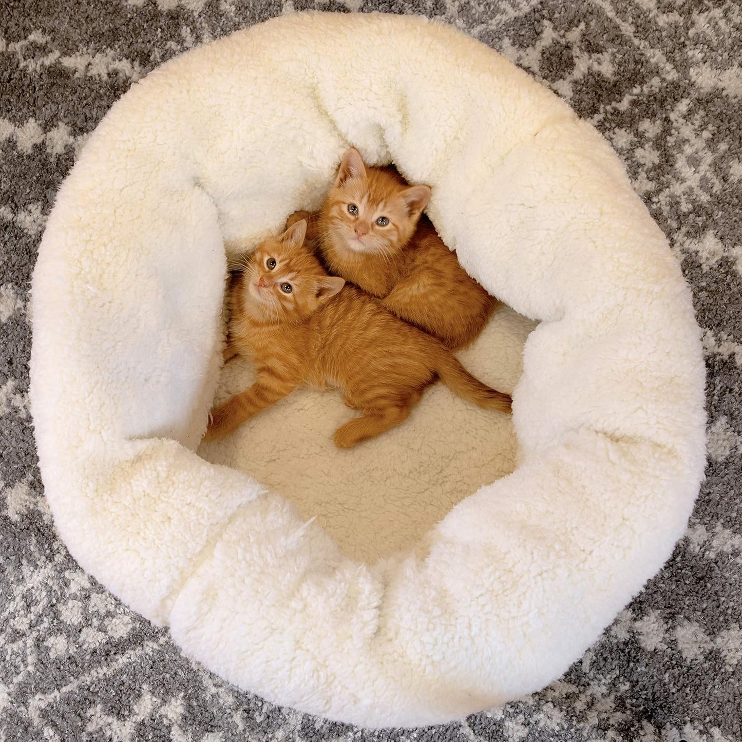 Deep Dish Donut Bed in Off White (Model CM-10086-CS01)